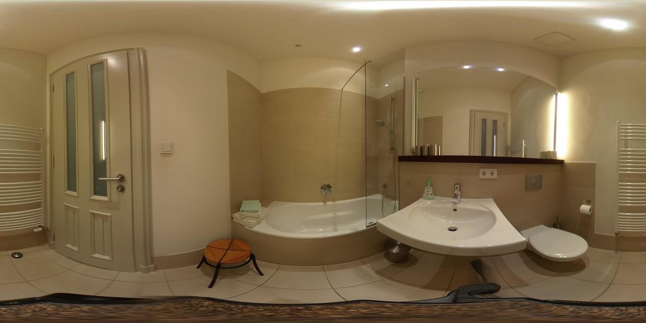 Ferienwohnung Leipzig Flossplatz ภายนอก รูปภาพ